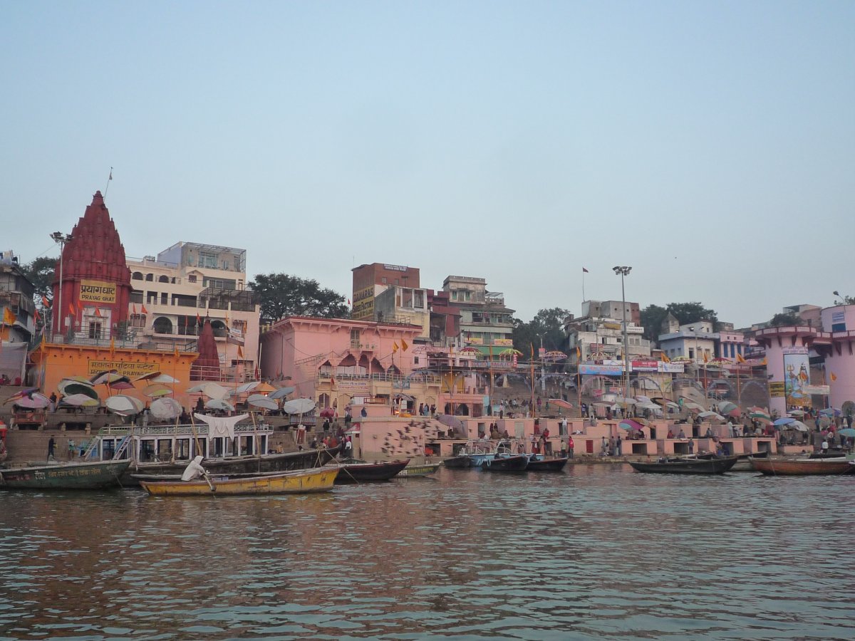 Sunrise - Bank of river Ganga96